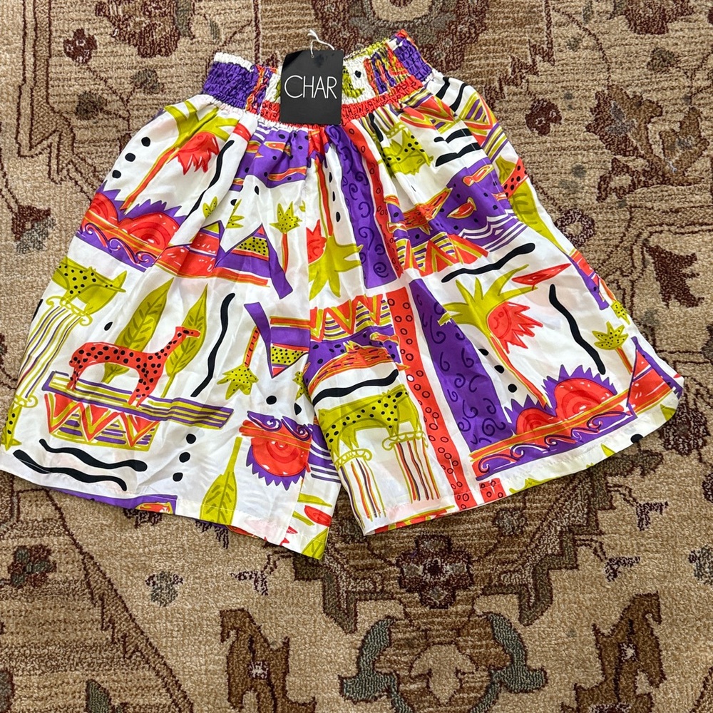 New Char silk shorts size small